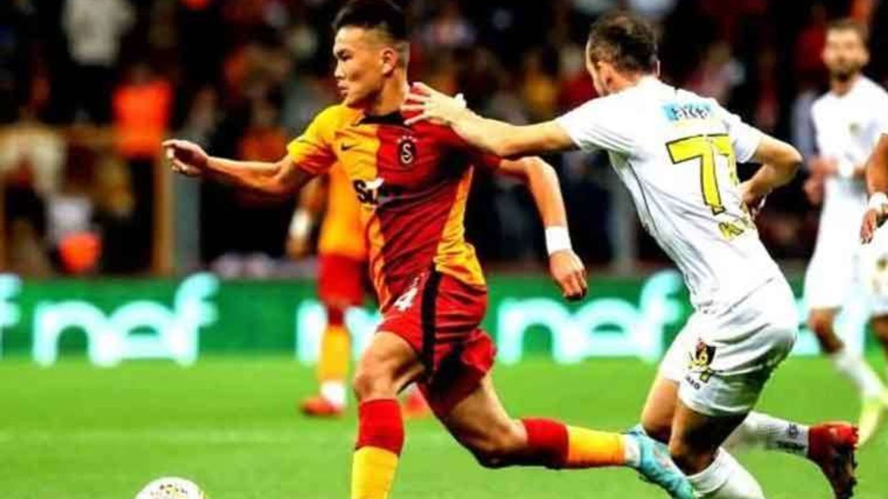 Galatasaray, Beknaz Almazbekov ile sözleşme uzattı