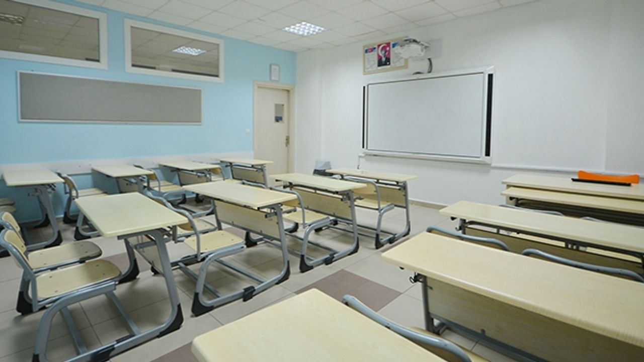 Milli Eğitim Bakanlığı, "sınıf annesi" uygulamasını yasakladı