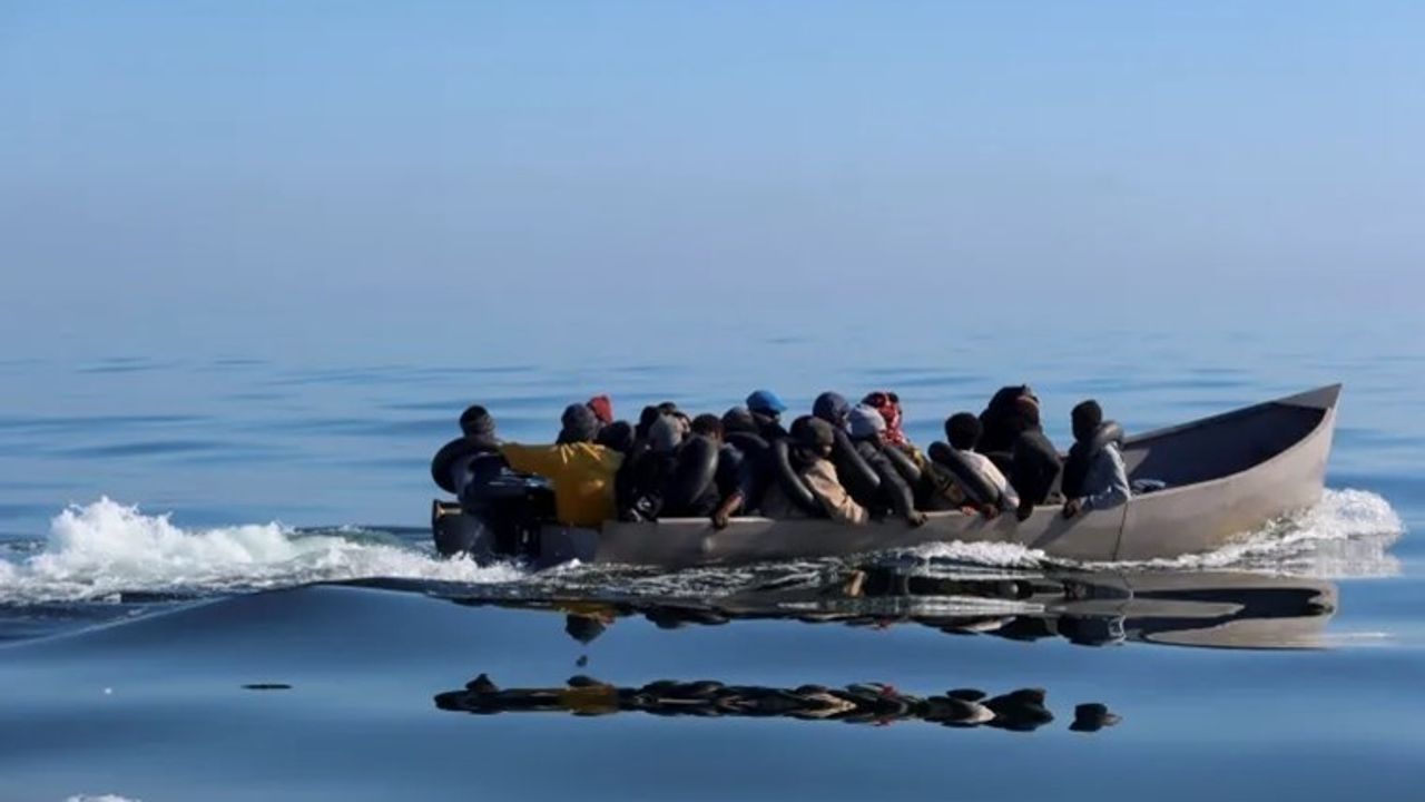 Akdeniz'de göçmen teknesi battı: Çok sayıda ölü ve kayıp