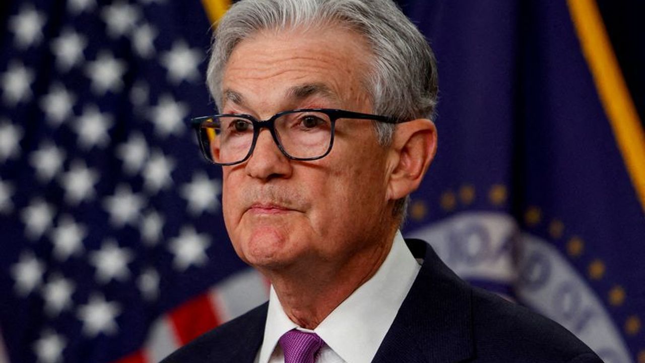 Fed Başkanı Powell'dan "faiz indirimi" açıklaması: Dikkatli hareket edeceğiz