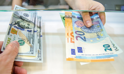 Dolar TL'de yatay seyir sürüyor: Dolar ve Euro bugün ne kadar oldu?