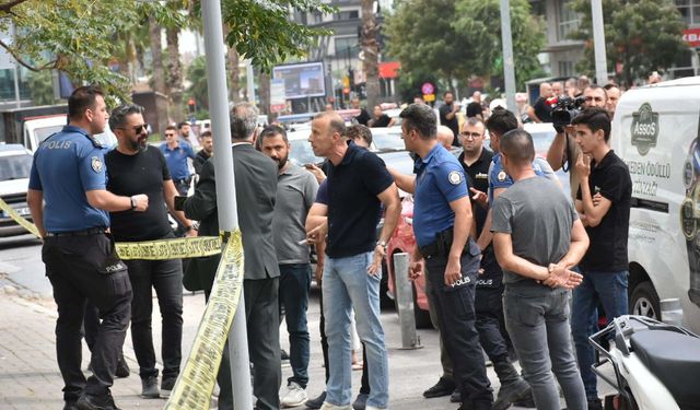 İzmir Adliyesi önünde çatışma: 1 kişi öldü, 3 kişi yaralandı