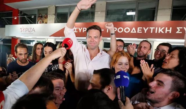 Stefanos Kasselakis: Yunan ana muhalefet partisi SYRİZA’nın 35 yaşındaki yeni lideri kim?