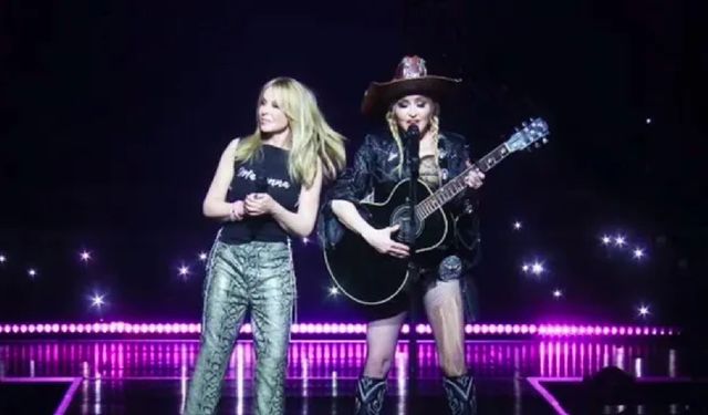 Madonna ve Minogue aynı sahnede: Kadınlar Günü daha iyi kutlanamazdı