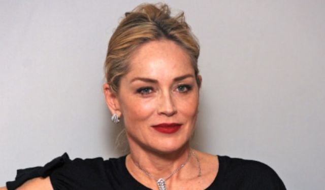 Sharon Stone kendisini sekse zorlayan yapımcıyı ve aktörü ifşa etti