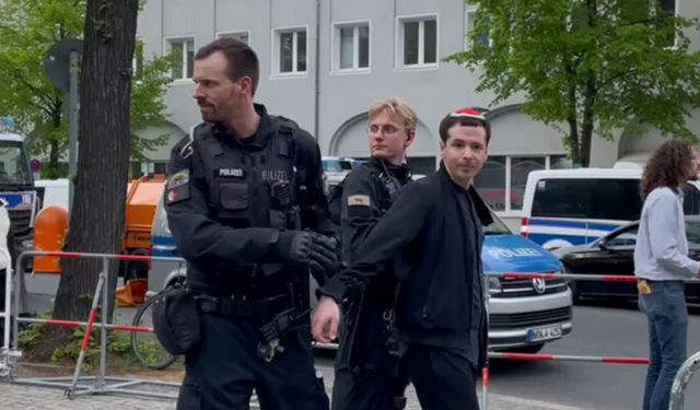 Berlin'de düzenlenen Filistin Kongresi polis tarafından sonlandırıldı, bir kişi gözaltına alındı