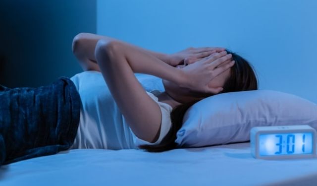 Kadınlar daha çok uykusuzluk yaşıyor… Sebebi ise şaşkınlık yaratıyor