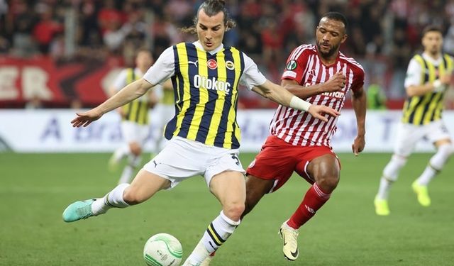 Fenerbahçe'de yıldızların sahalardan uzak kalışı yeni bir tartışmayı başlattı