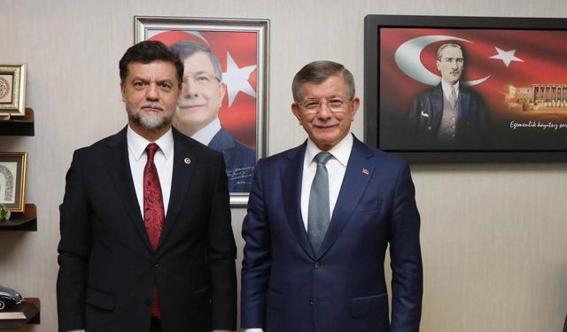 AKP'ye geçeceği iddia edilen Gelecek Partili Nedim Yamalı sessizliğini bozdu: Davutoğlu’nun haberi var