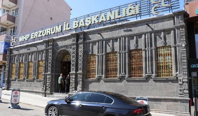 Erzurum'daki 112 yıllık konak Bahçeli'nin vekaleti ile MHP Genel Merkezi'ne kaydettirildi