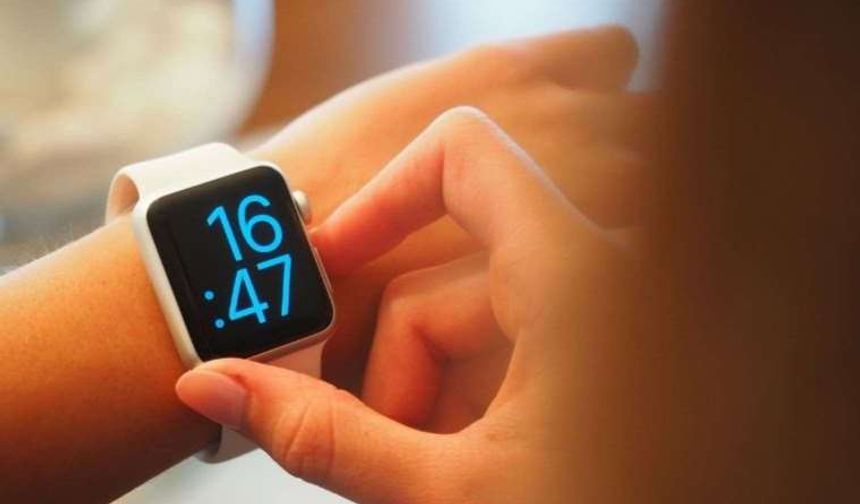Apple Watch kullanıcıları WatchOS 10 ile sorun bildiriyor