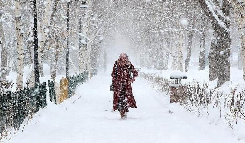 Meteoroloji açıkladı: 22 Ocak 2024 hava durumu raporu... Bugün hava nasıl olacak? İstanbul'a kar ne zaman yağacak?