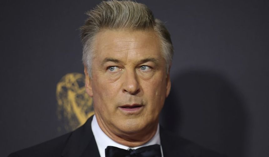 Alec Baldwin, tekrar ‘kasıtsız adam öldürmek’ ile suçlandı