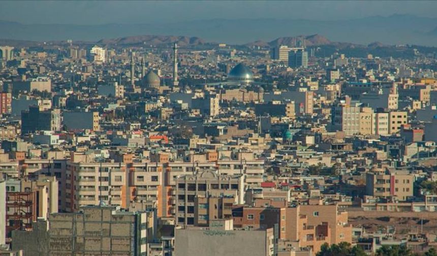 İran'da aşırı sıcak havalar nedeniyle elektrik tüketiminde tarihi rekor